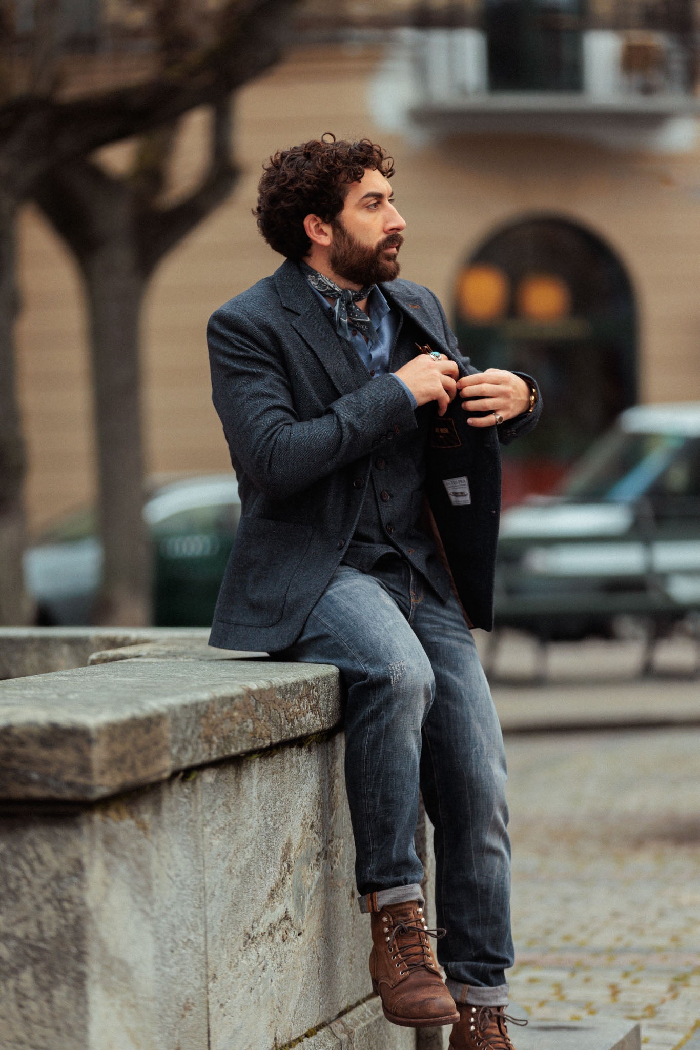 Modelshot / Indigo Blue / Detail